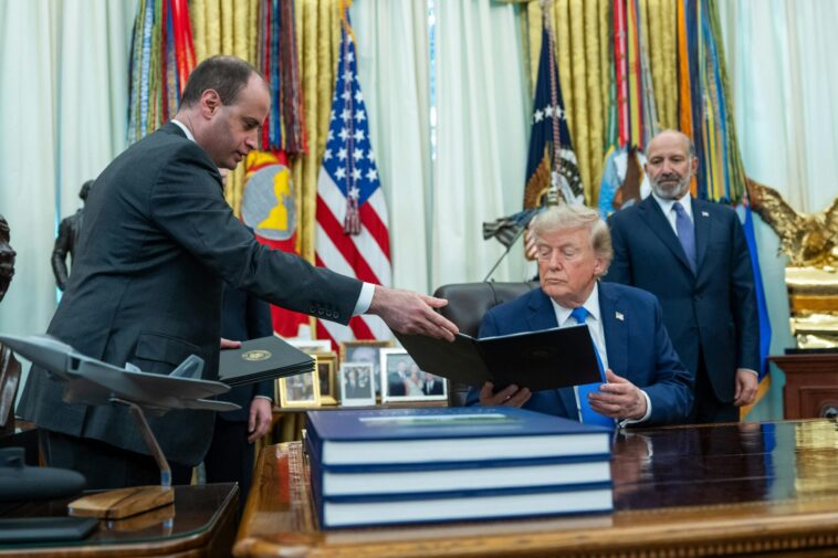 lawyer-behind-trump’s-immunity-win-named-white-house-counsel