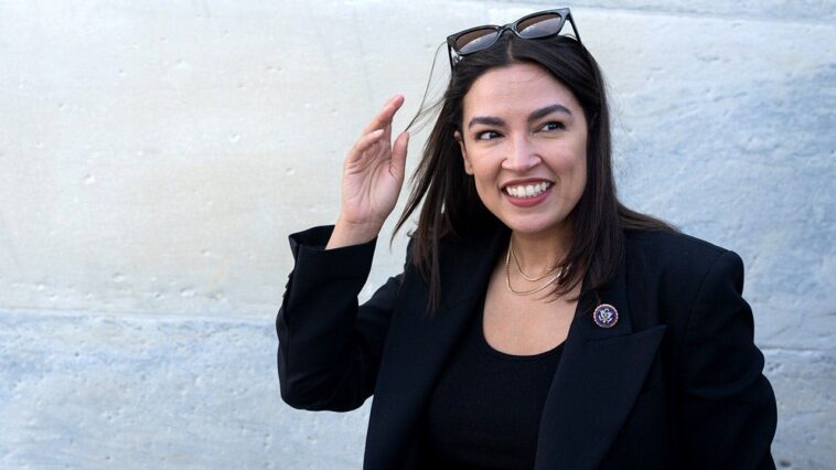 aoc-documents-egg-freezing-journey,-takes-aim-at-trump-admin-over-women’s-reproductive-choices