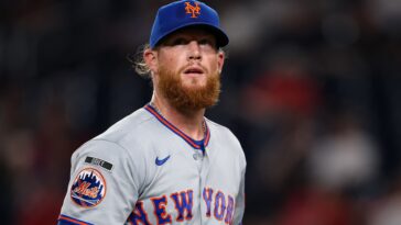 craig-kimbrel-signing-with-12th-mlb-team-moves-veteran-reliever-closer-to-history