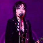 joan-jett-cancels-remaining-2026-concerts-after-undergoing-surgery-for-‘fractured-vertebrae’