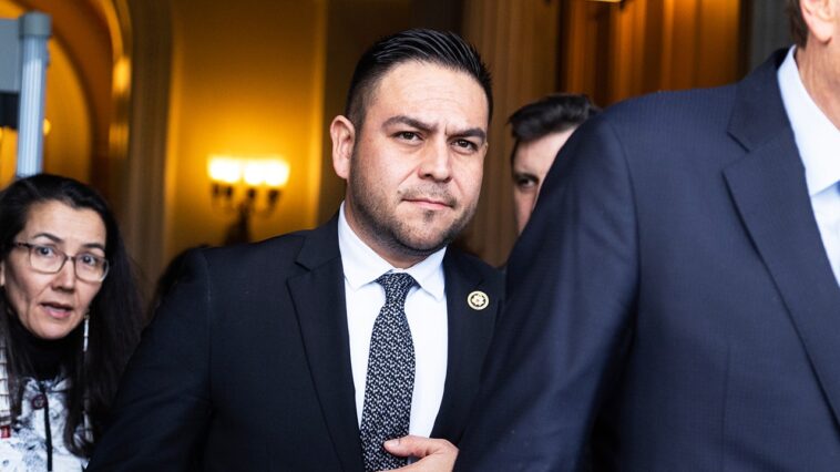 vulnerable-battleground-dem-embraces-‘no-tax-on-tips’-after-voting-against-trump-bill