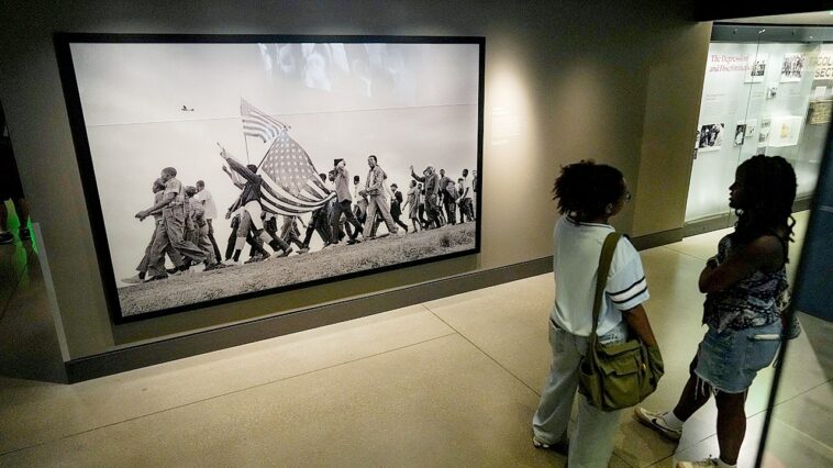 great-grandson-of-slaves-has-warning-about-smithsonian’s-anti-american-‘indoctrination’-and-more-top-headlines