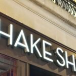 prosecutors:-arizona-shake-shack-worker-robbed-store-at-gunpoint,-got-arrested-days-later-during-his-next-shift