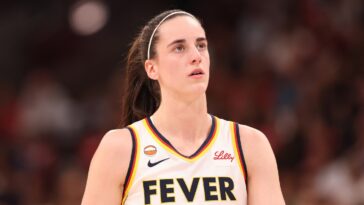 watch:-caitlin-clark-hides-face-in-her-hands-as-own-coach-defends-ejected-player-who-nailed-sophie-cunningham