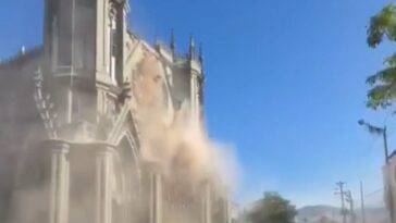 buildings-collapse-after-magnitude-7.4-earthquake-strikes-colombia-–-at-least-70-people-dead-(videos)