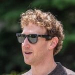 mark-zuckerberg-lays-out-optimistic-ai-vision-of-“personal-superintelligence”-for-everyone