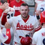 mike-trout-golf-outing-goes-from-team-bonding-event-to-awkward-mlb-trade-deadline-mess-for-angels