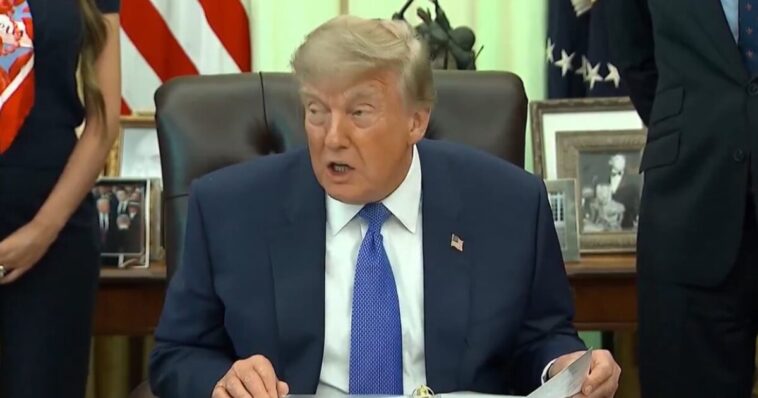 president-trump-signs-executive-order-that-establishes-“gold-standard’-childhood-vaccine-schedule-(video)