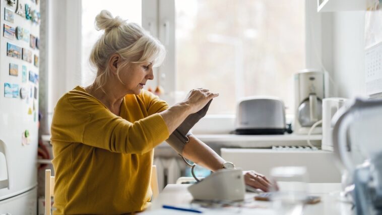 3-things-to-avoid-in-middle-age-could-mean-13-more-years-without-dementia,-study-finds