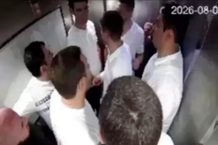 elevator-suddenly-plummets-in-high-rise,-leaving-4-men-with-gruesome-injuries
