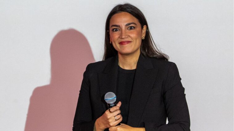 aoc-tries-to-laugh-off-‘crazy’-woke-era-as-thing-of-the-past,-but-conservatives-aren’t-amused