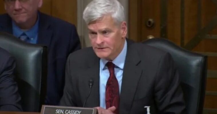 rino-sen.-bill-cassidy-melts-down-over-trump-vaccine-overhaul-—-whines-president-has-‘no-expertise’-to-make-changes