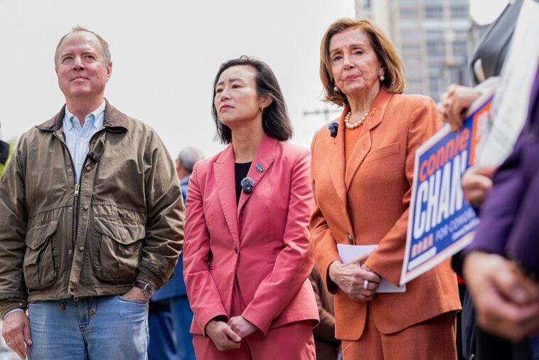 nancy-pelosi-flexes-political-muscle-in-fight-to-pick-her-successor