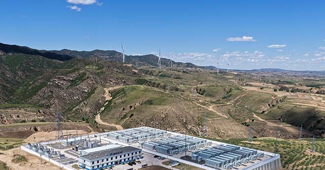 china-debuts-its-largest-‘ai-industrial-park’