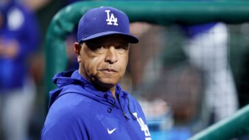 dave-roberts-drops-blunt-reaction-to-slumping-dodgers-‘getting-bullied’