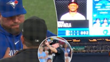 scoreboard-error-leads-to-double-play-that-throws-blue-jays-red-sox-game-into-chaos