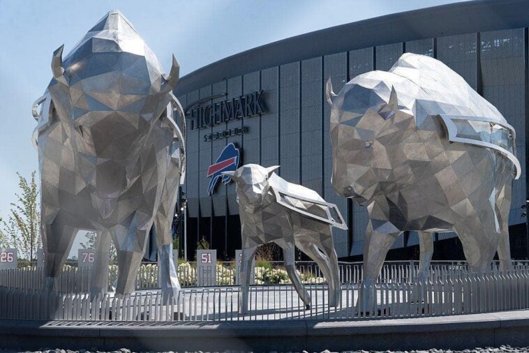 buffalo-bills-in-damage-control-mode-over-their-$2.2-billion-stadium-that-is-getting-crushed-online-by-fans