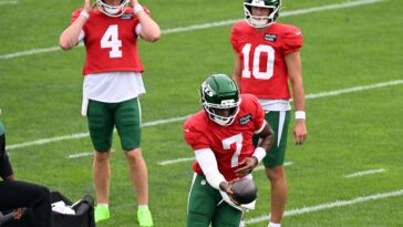 geno-smith-gives-worrisome-flashbacks-with-ugly-jets-practice