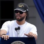knicks-star-jalen-brunson-is-a-man-of-the-people,-reveals-the-one-thing-he-can’t-live-without