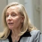 watch:-virginia-gov.-abigail-spanberger-drowned-out-by-boos-and-jeers-when-she-tries-to-speak-at-rural-event