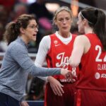 sophie-cunningham,-caitlin-clark-respond-to-fever-coach-stephanie-white’s-pregame-rant
