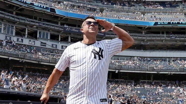 former-mlb-star-calls-for-salary-fix-as-owners,-players-association-talk-‘two-different-languages’