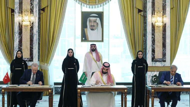new-power-axis-in-the-making?-three-military-heavyweights-lock-arms,-complicating-abraham-accords-strategy