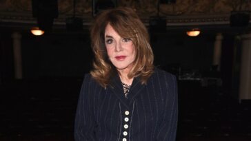 ‘grease’-star-stockard-channing-says-she’s-‘happy-being-a-recluse’-after-leaving-america