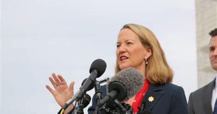 exclusive:-keystone-cops-or-cover-up?-how-arizona-ag-kris-mayes-has-handled-investigation-involving-fellow-democrat-–-governor-katie-hobbs