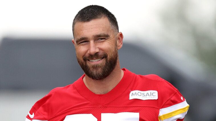 travis-kelce-calls-marrying-taylor-swift-at-madison-square-garden-‘the-best-night-of-my-life’