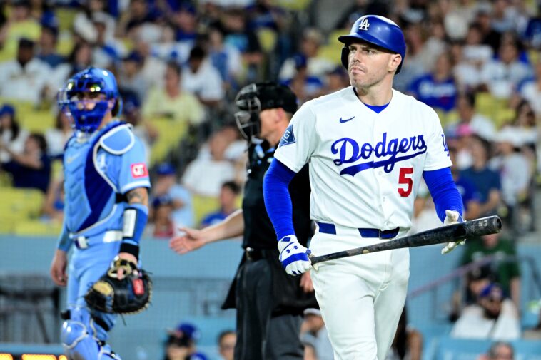 freddie-freeman-takes-freightening-fall-down-dugout-stairs,-but-hopes-to-be-ok
