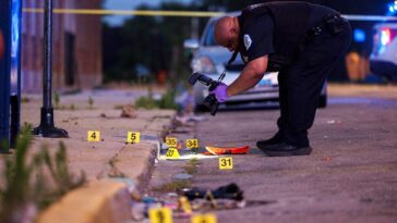 former-chicago-detective-says-one-city’s-murder-plunge-offers-windy-city-crime-blueprint