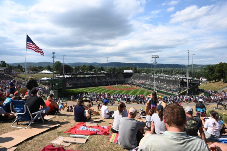 mystery-surrounds-little-league-coach’s-ejection-during-championship-game-after-espn-cuts-his-mic