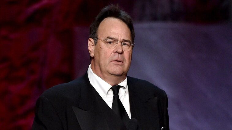 dan-aykroyd-details-‘medieval-times’-reality-of-california-while-praising-life-in-canada-without-war