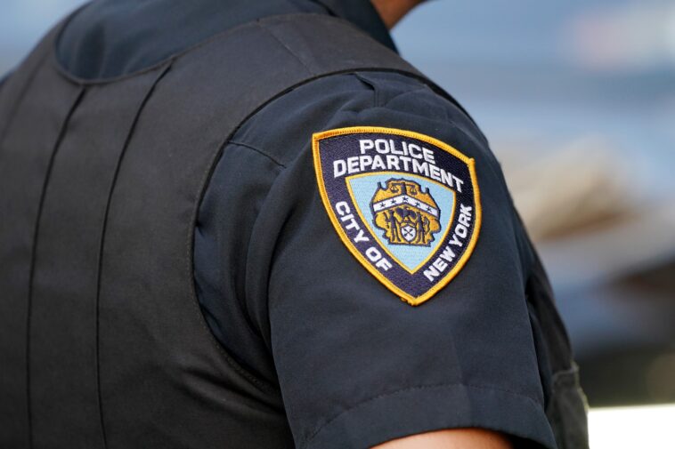nypd-cop-found-guilty-of-strangulation,-using-prohibited-chokehold-on-arrested-man:-da