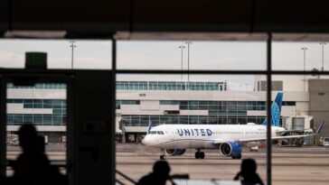 live-bullet-found-aboard-united-flight-forces-passengers-off-plane-for-security-sweep-at-denver-airport