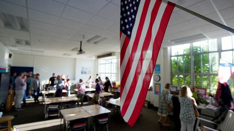 teacher-busted-under-kentucky’s-new-anti-grooming-law-as-advocate-warns-schools-can’t-ignore-red-flags
