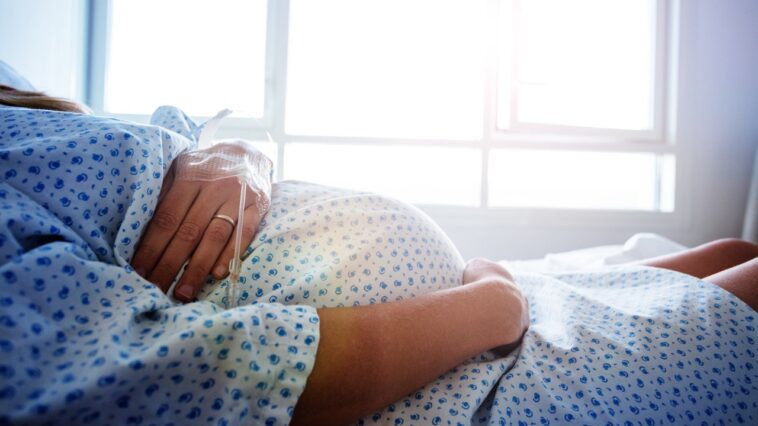 ‘extremist’-and-‘barbaric’:-massachusetts-democrats-break-ranks-over-new-abortion-law