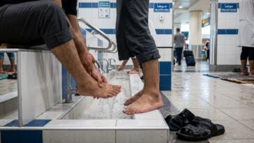 texas-state-senator-targets-$300,000-islamic-foot-washing-stations-at-dfw-airport:-“dwf-is-a-public-asset”