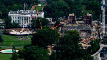 trump-asks-supreme-court-to-let-$400m-ballroom-project-resume-at-white-house