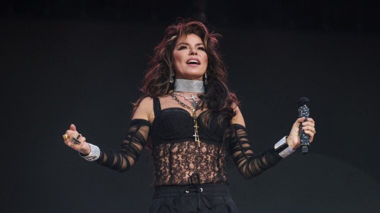 shania-twain-confronts-longstanding-narrative-that-her-music-promotes-man-hating
