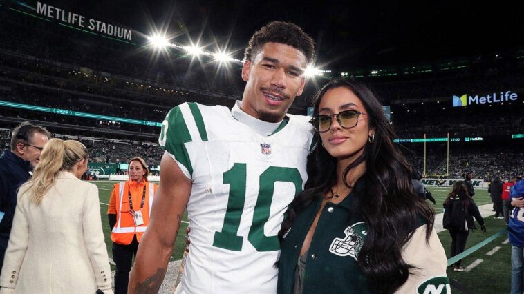 nfl-receiver-splits-with-fiancee,-former-miss-peru,-after-sending-wedding-invites:-report