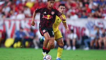 red-bulls’-julian-hall-still-‘in-between’-on-world-cup-call-with-usmnt,-persistent-poland-both-options
