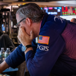 breitbart-business-digest:-the-gloom-and-boom-economy