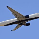 delta-flight-diverted-twice-after-lavatory-leak-floods-cabin,-leaves-passengers-stranded-for-hours