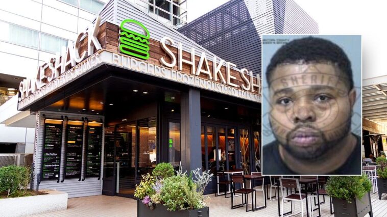 shake-shack-worker-allegedly-calls-out-before-robbing-own-restaurant,-returns-in-uniform-2-days-later