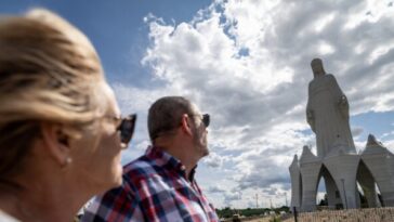 europe’s-tallest-statue-of-virgin-mary-inaugurated-in-small-polish-village