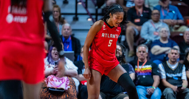 video:-wnba-player-hit-with-foul-after-angel-reese-violently-headbutts-her-in-the-face