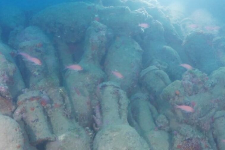 roman-shipwreck-believed-to-be-over-2,000-years-old-discovered-in-sicily