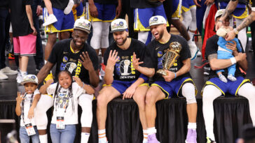 warriors-legend-gives-lebron-james-ultimate-flowers:-‘he-has-no-weakness’